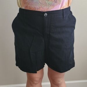 Old Navy Women's Black Bermudas